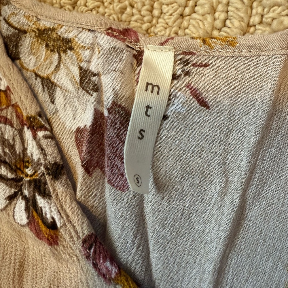 Blouse - Picture 2 of 2